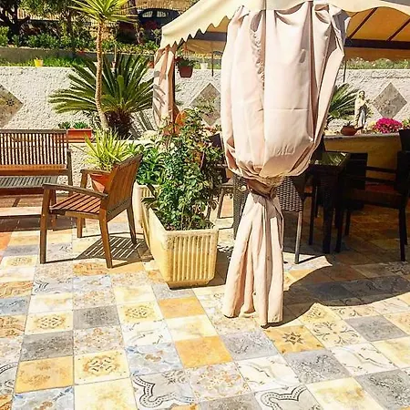 Lu Bed & Breakfast
