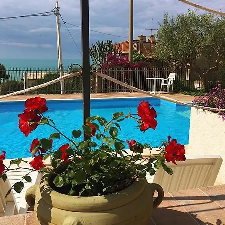 Bed & Breakfast Lu 4*