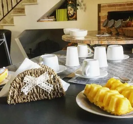 فندق مبيت وإفطار Lu مارينا دي بالما